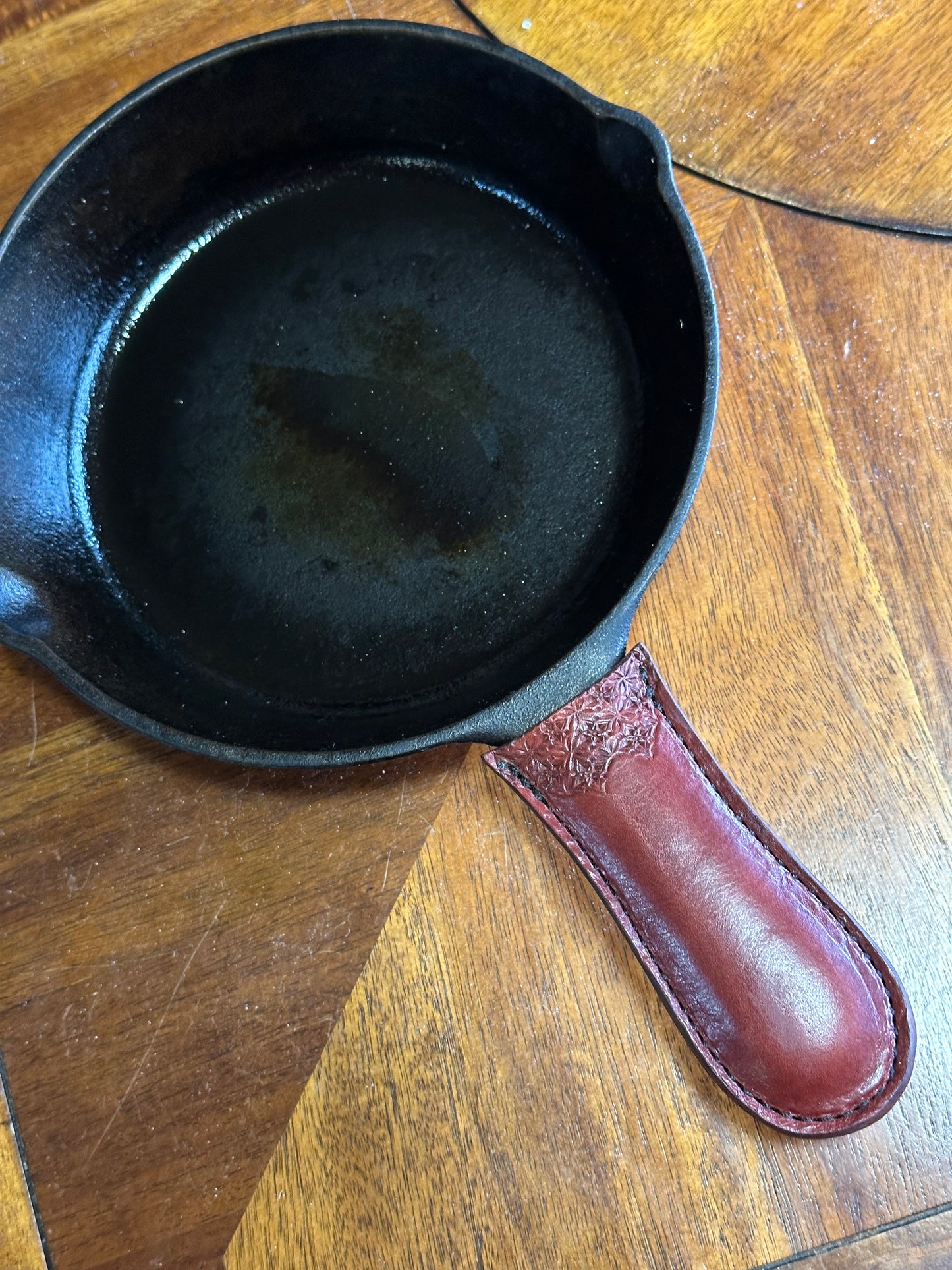 4.5” cast iron pan handle